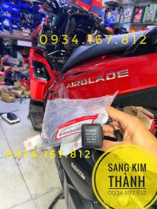 Cổng Cắm Sạc Điện Thoại Xe AIRBLADE 125 Hàng Honda Chính Hãng