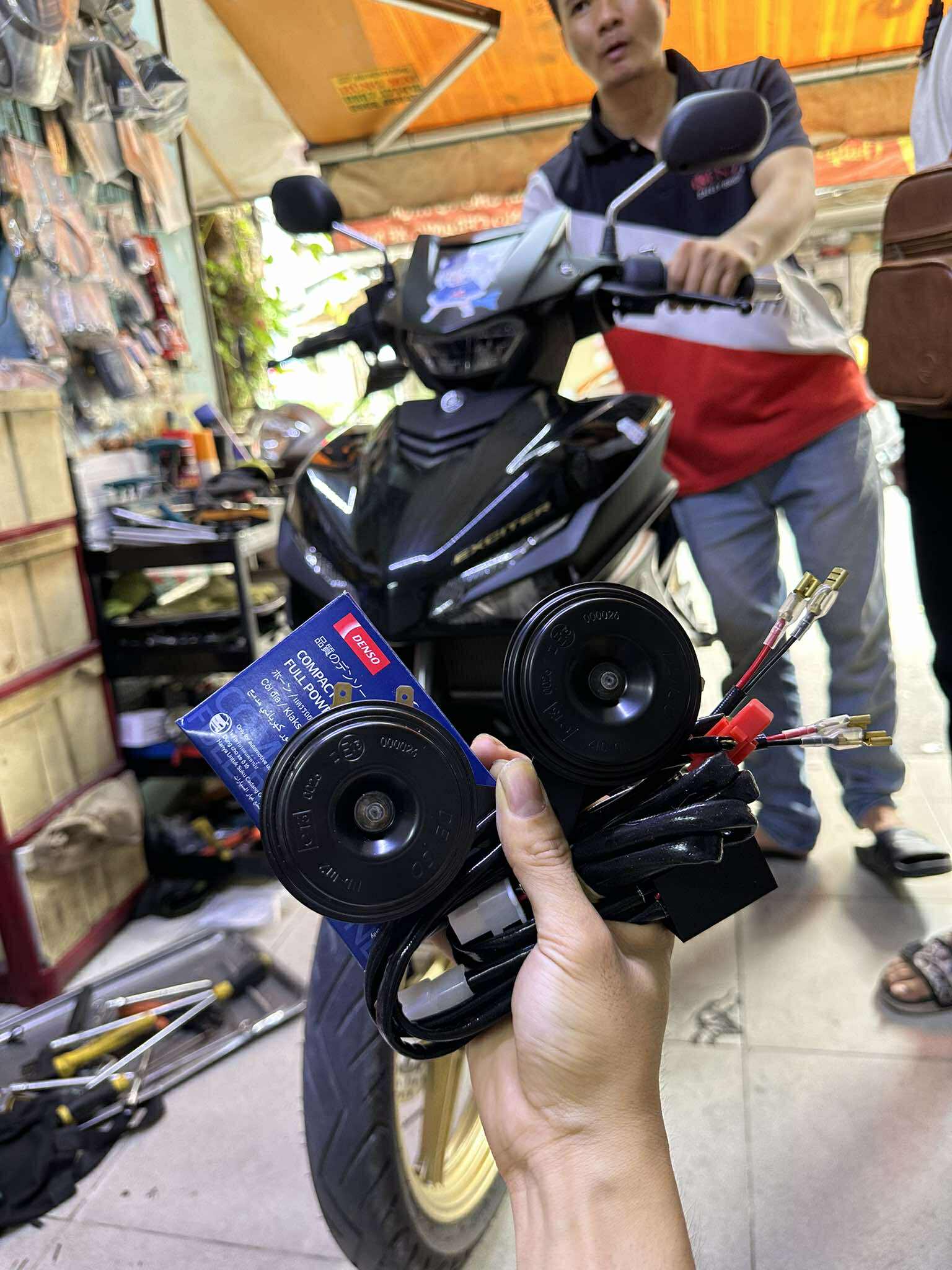 CÒI KÈN TOYOTA DENSO LĂP CHO XE EXCITER